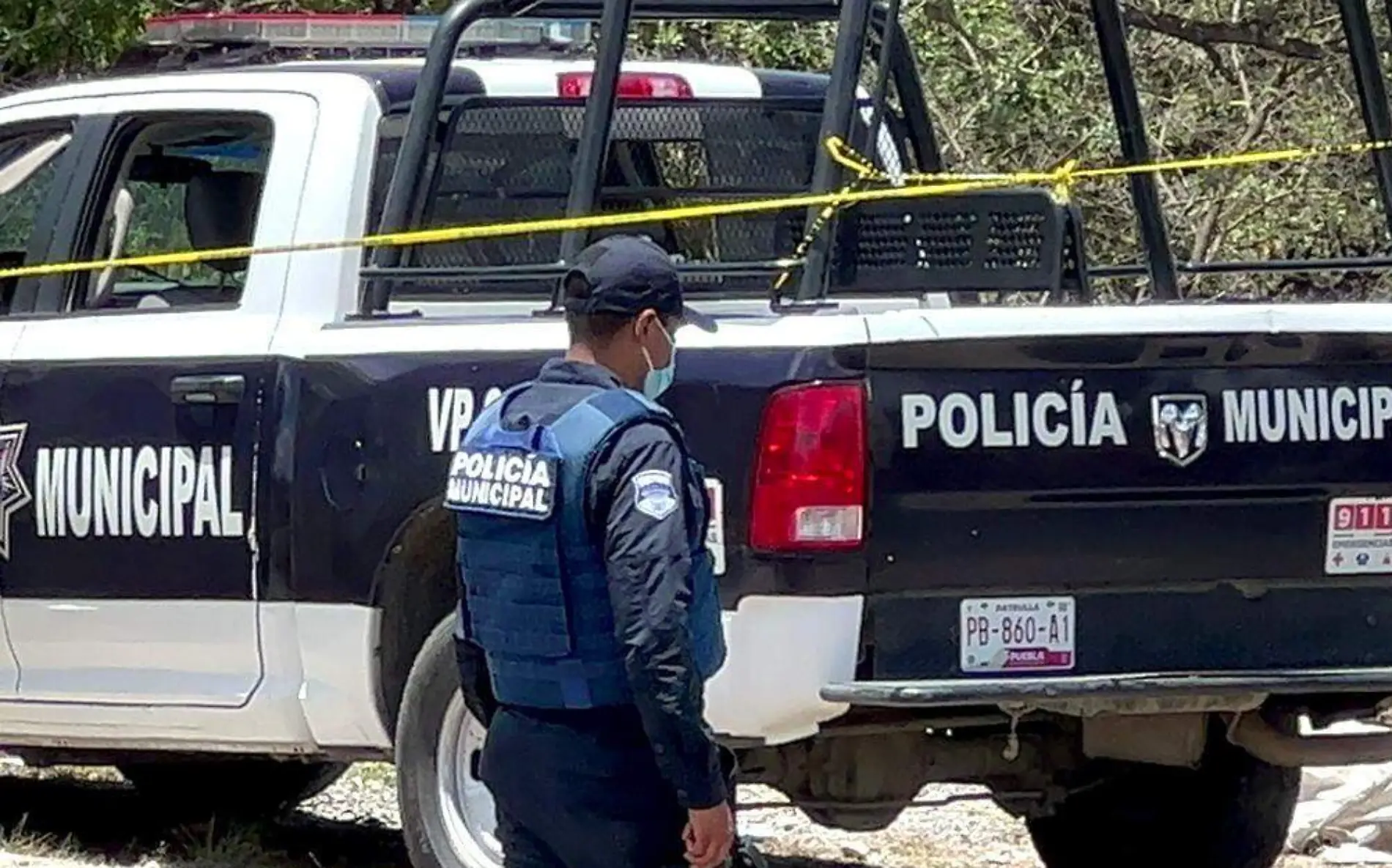 policía 2